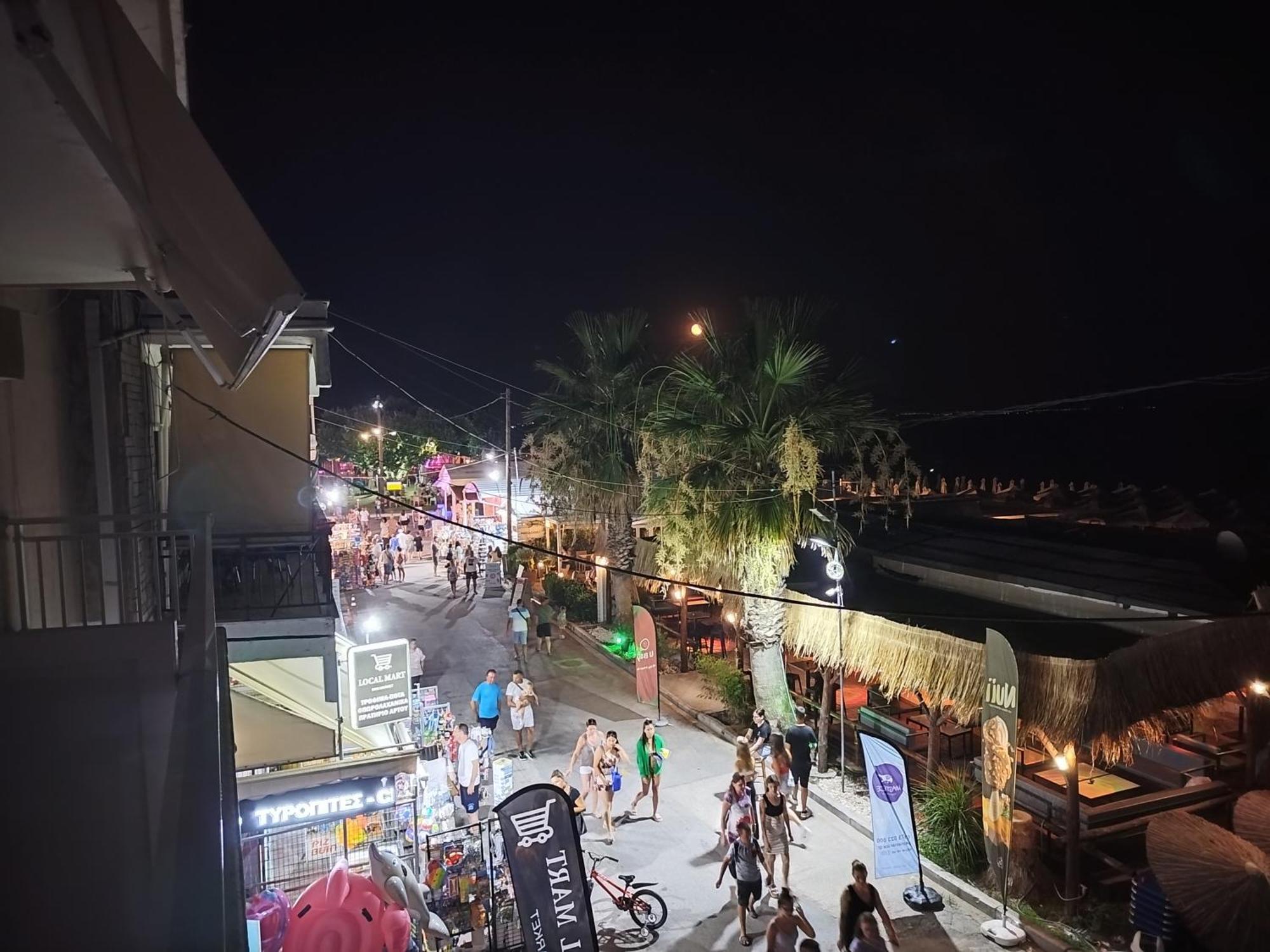 Вилла "Breeze" Front To The Sea - Hakidiki Флогита Экстерьер фото